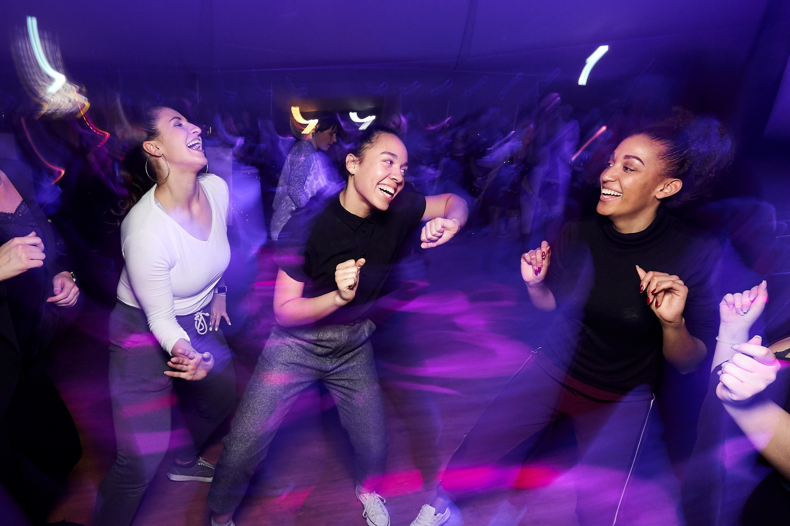 lof2019_party_54