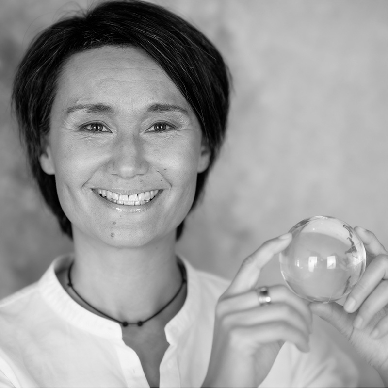 lof_fe-trainer-simone_hauswald_800x800px_sw